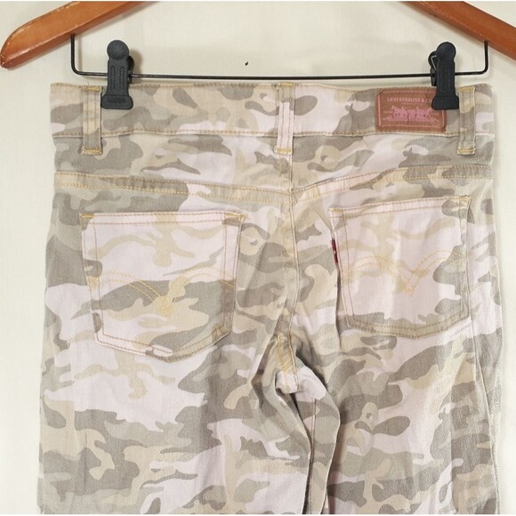 Girls Levi's Pants Levi's 517 Pink Camo Pants Sz 16 Levi Jeans - Picture 6 of 6